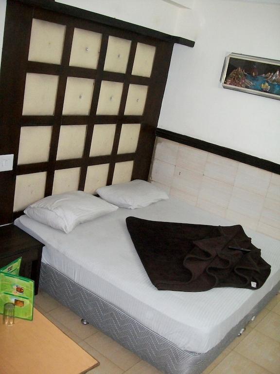 Hotel Milan Continental Delhi  Cameră foto
